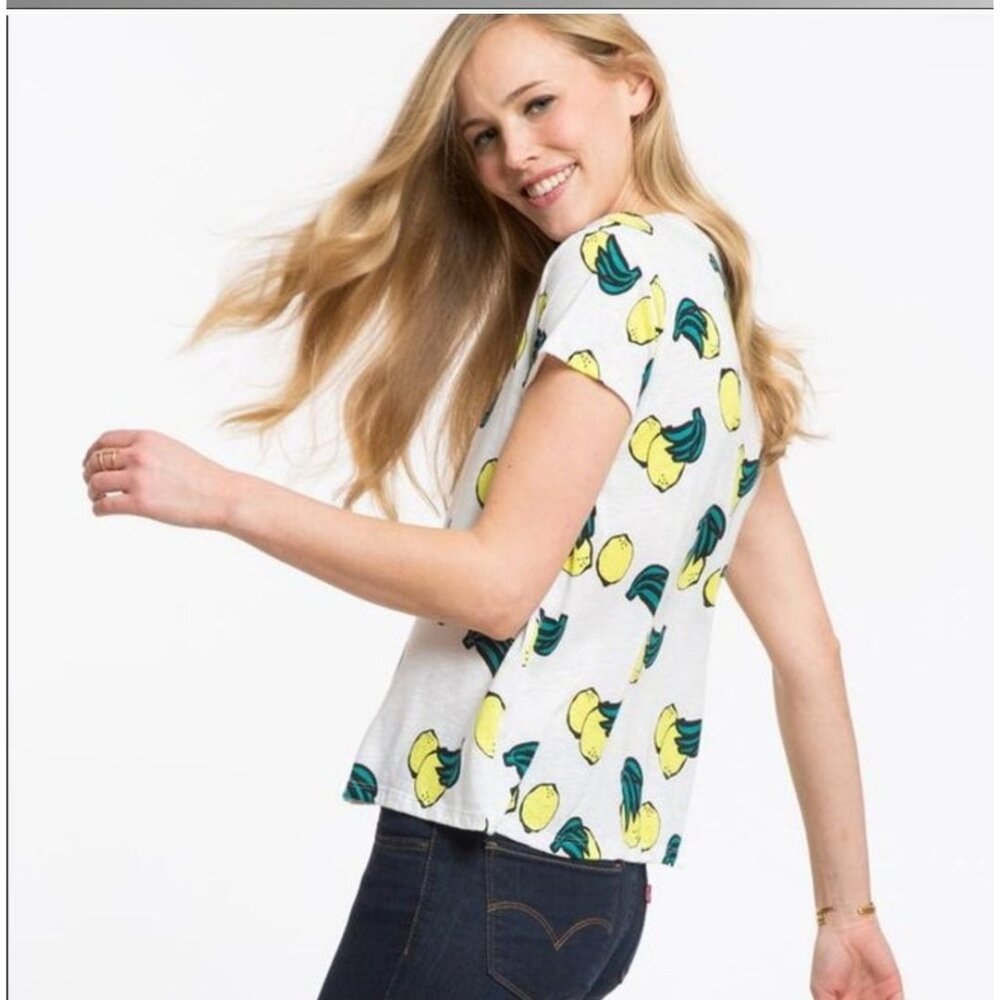 Marine Layer Women's Shirt size XS white lemon printed Crew‎ Supima short Sleeve